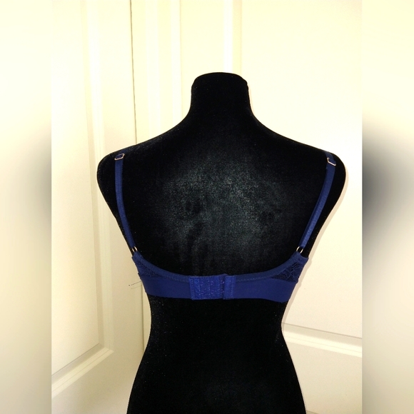 Vince Camuto push up bra - Picture 2 of 4